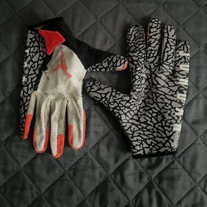 Jordan gloves